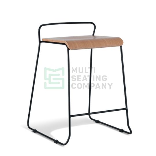 Bronx stool 650MM - Black Frame / Natural